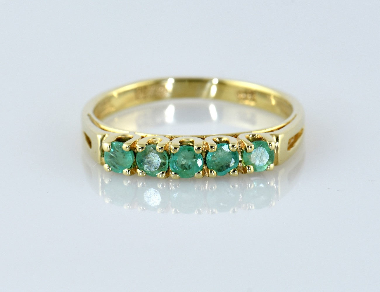 Smaragd Ring 333/000 8 K Gelbgold