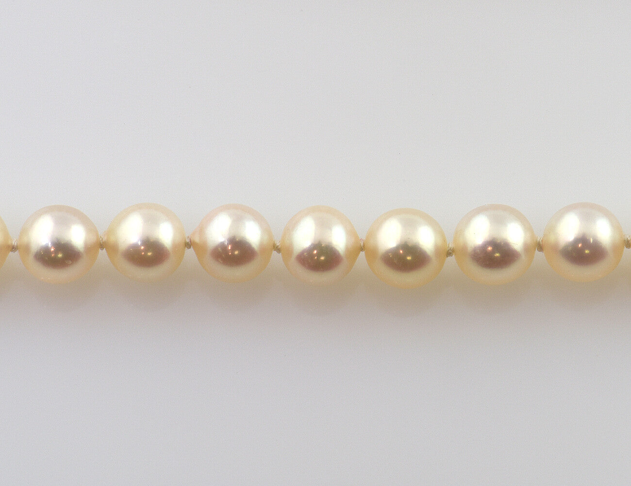Akoyaperlenkette mit Onyx Gemme, 46 cm lang, 585/000 14 K Gelbgold
