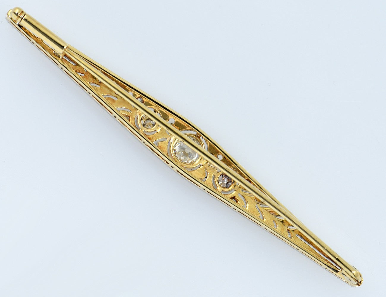 Antike Brosche 750/000 18 K Gelbgold, 900/000 Platin 7 Diamanten zus. 0,50 ct