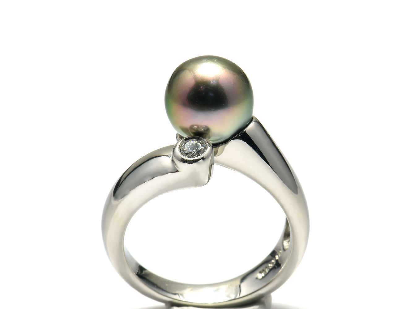 Ring Tahitian pearl 950/000 platinum brilliant 0.10 ct
