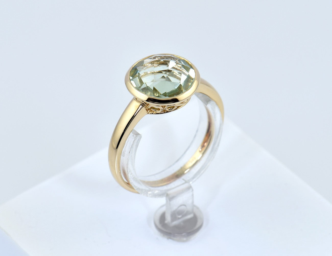 Ring Spinell 585/000 14 K Gelbgold