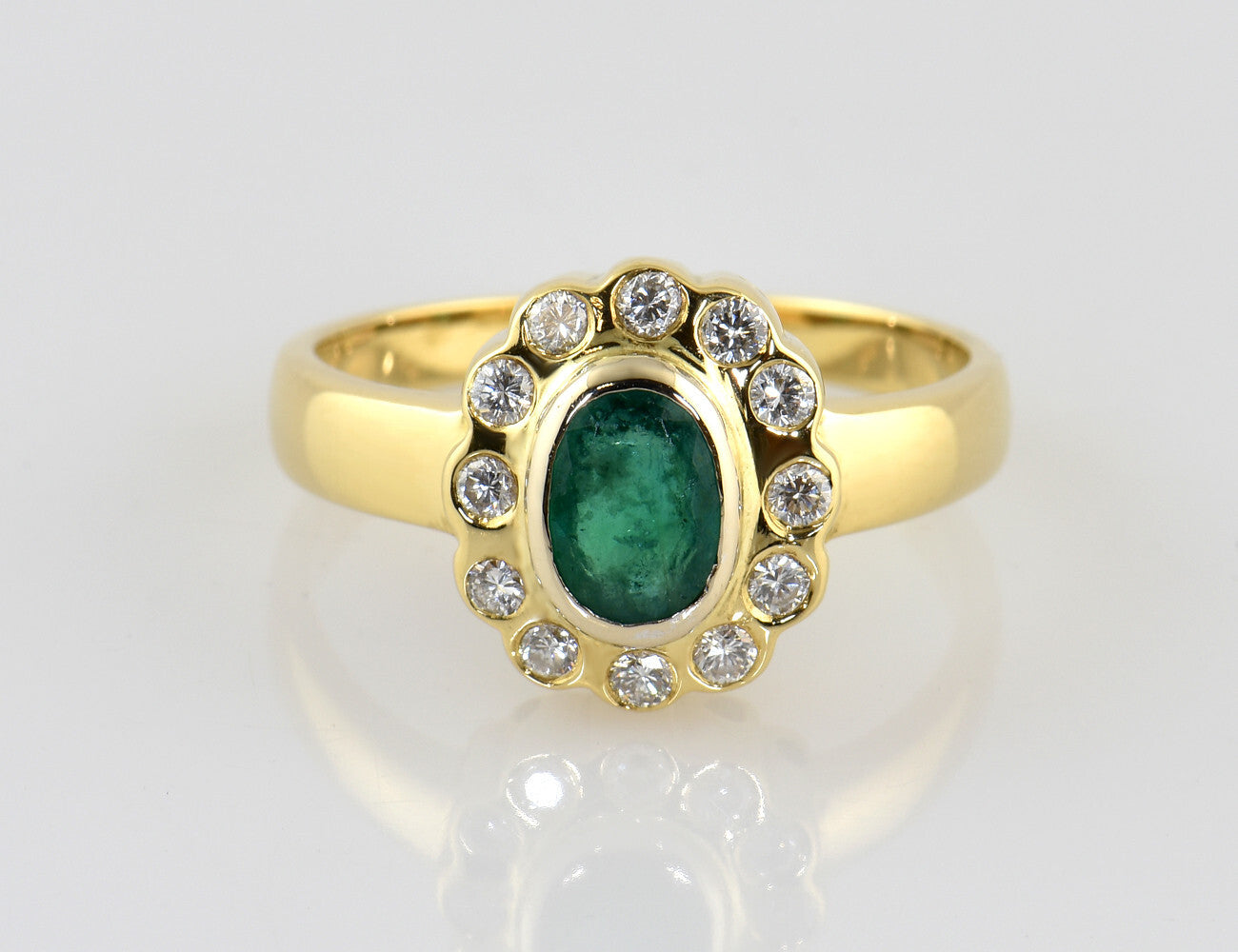 Smaragd Diamant Ring 750/000 18 K Gelbgold 12 Brillanten zus. 0,36 ct