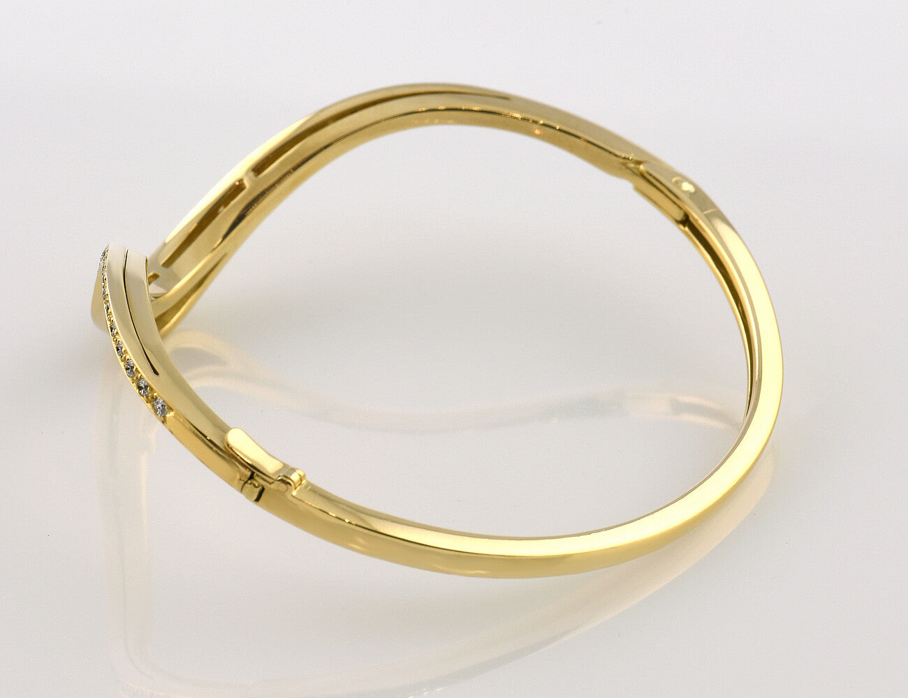 Armreif 750 18 K Gelbgold 47 Brillanten zus. 1,00 ct