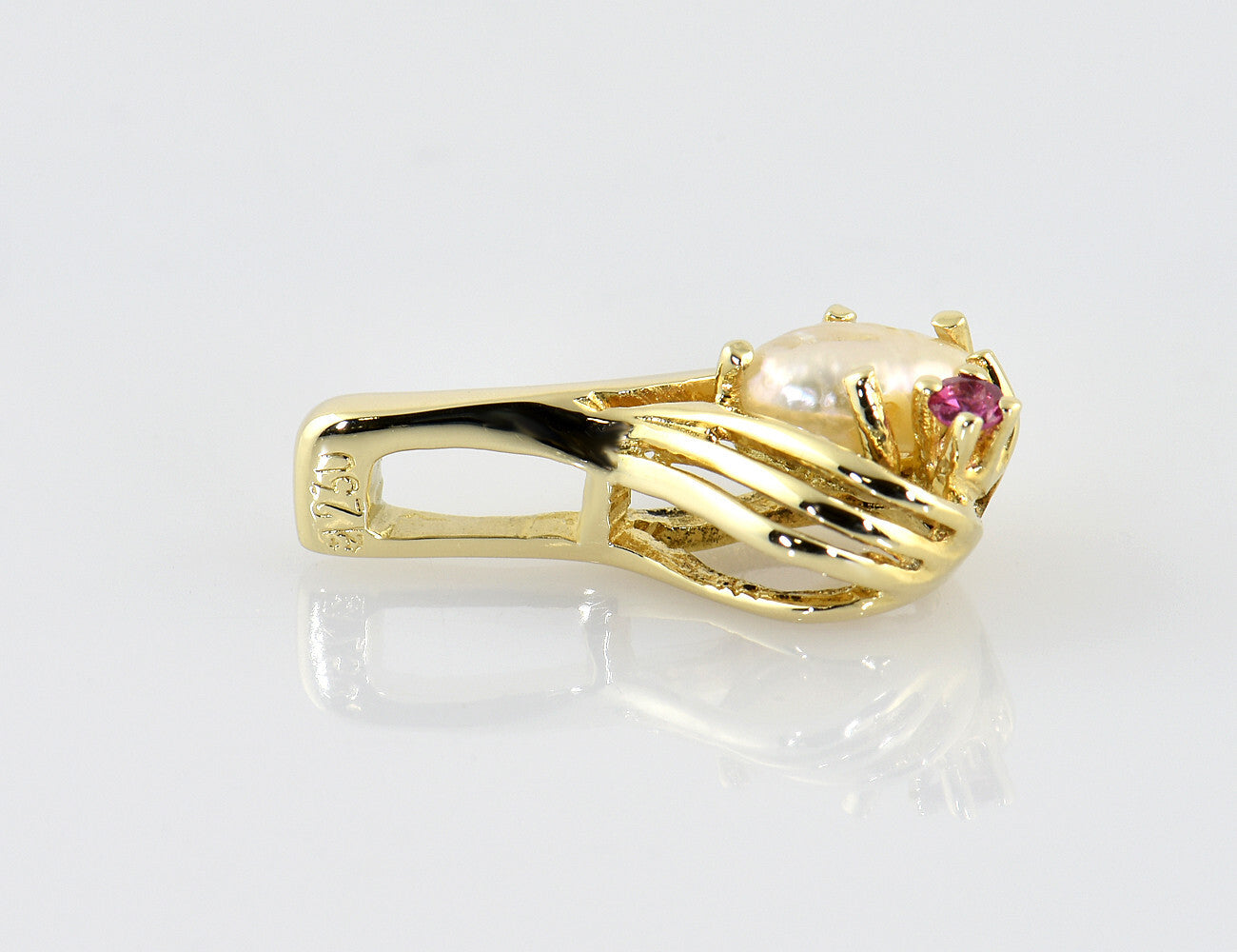 Anhänger Süßwasser-Perle 585/000 14 K Gelbgold Rubin