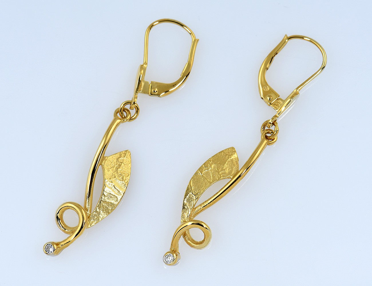 Ohrringe Ohrhänger 333/000 8 K Gelbgold, Zirkonia