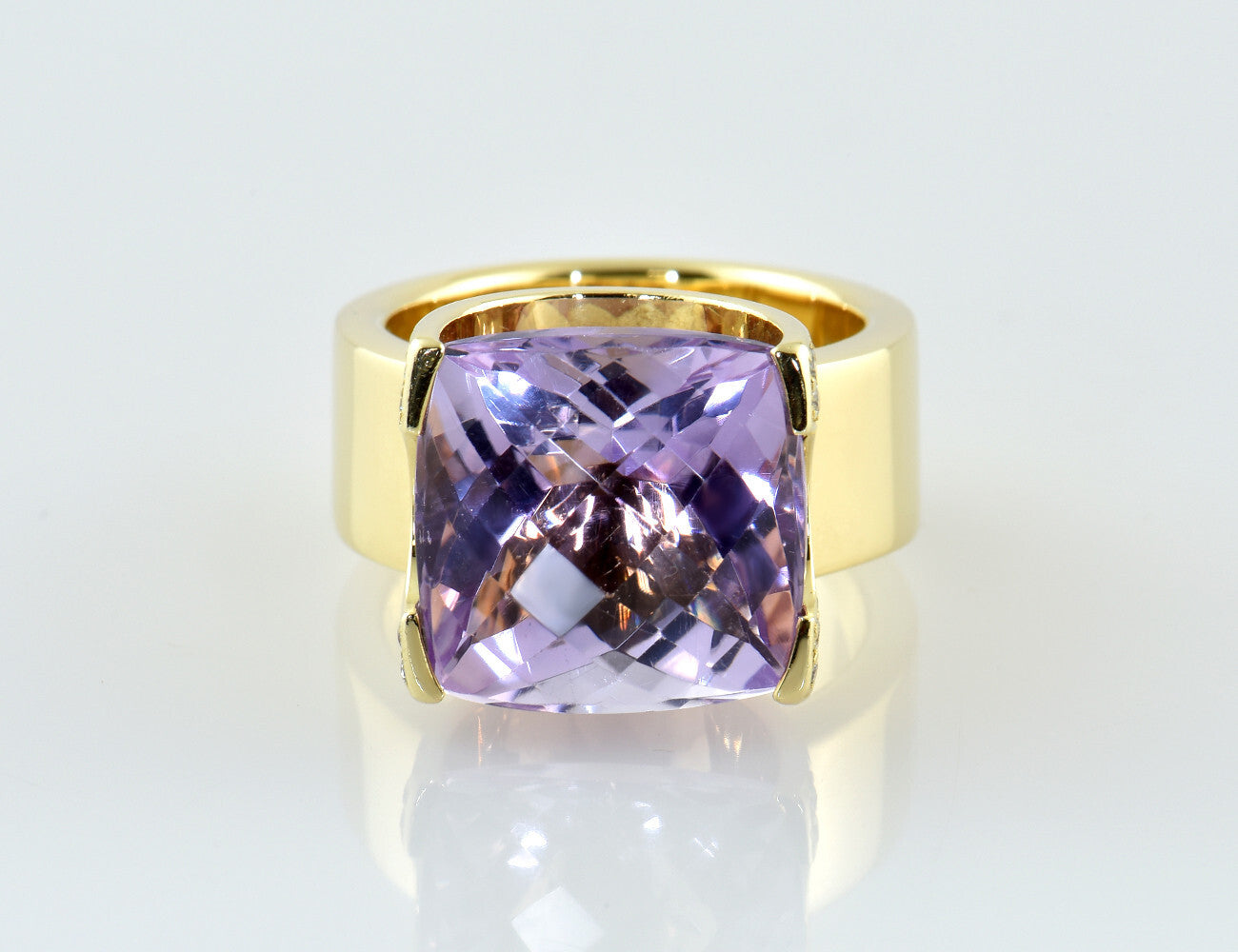 Ring Amethyst Diamant 585/000 14 K Gelbgold 22 Brillanten zus. 0,20 ct
