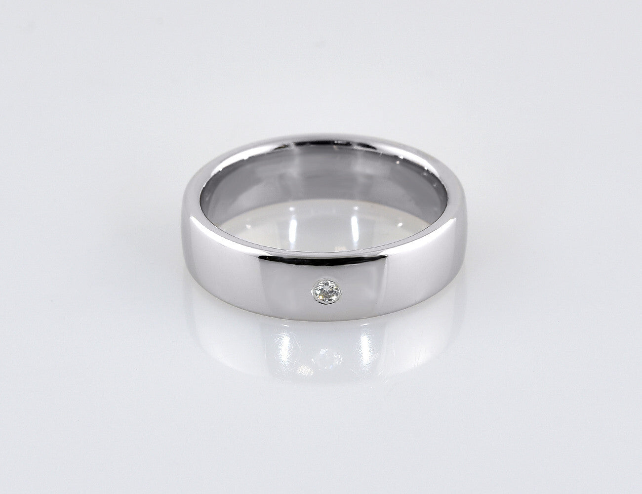 Diamant Ring 333/000 8 K Weißgold 1 Brillant 0,025 ct