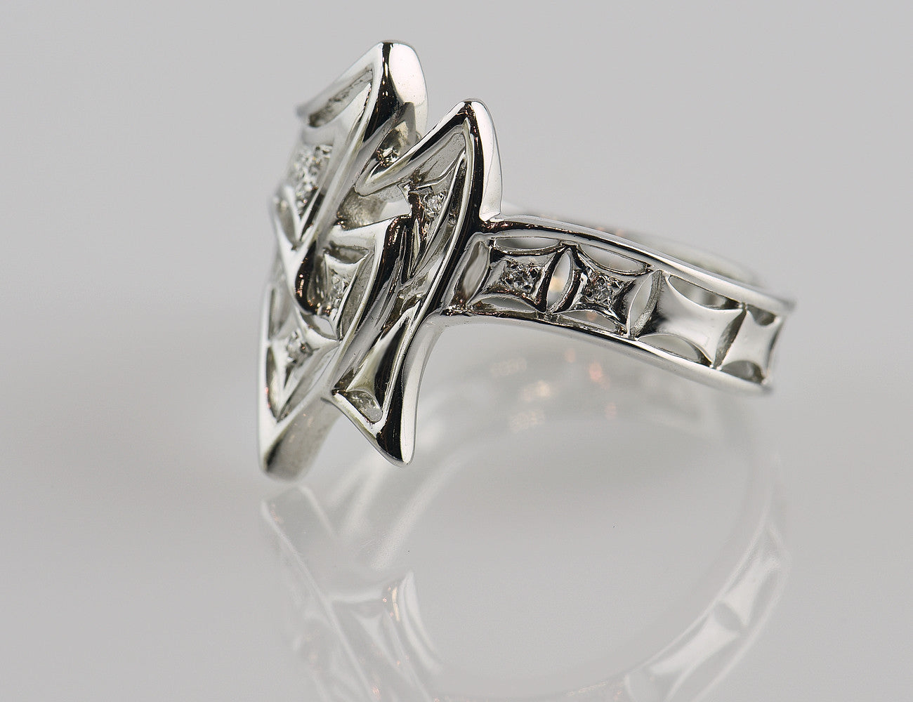 Diamant Ring 750 18 K Weißgold 10 Diamanten zus. 0,06 ct