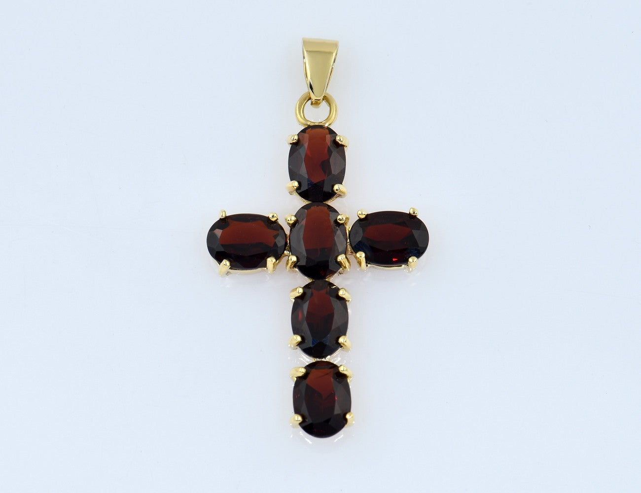 Anhänger Granat Kreuz 750/000 18 K Gelbgold