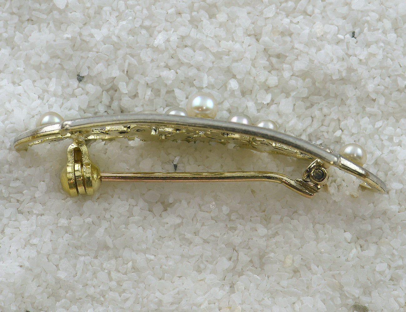 Brosche 750/000 18 K Gelbgold, 10 Perlen, 20 Diamanten