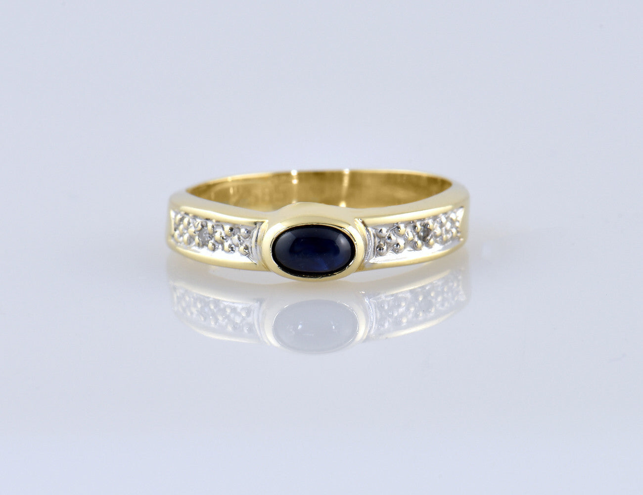 Saphir Diamant Ring 585/000 14 K Gelbgold 2 Diamanten zus. 0,02 ct