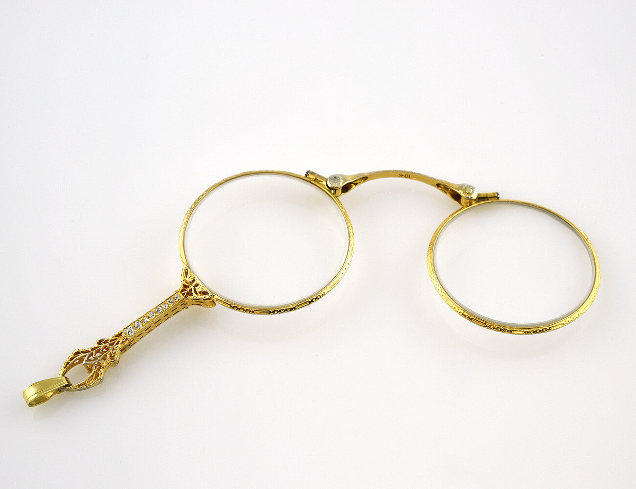 Alte Englische Lorgnette 10 K Gold Klappbrille 8 Diamanten zus. 0,18 ct