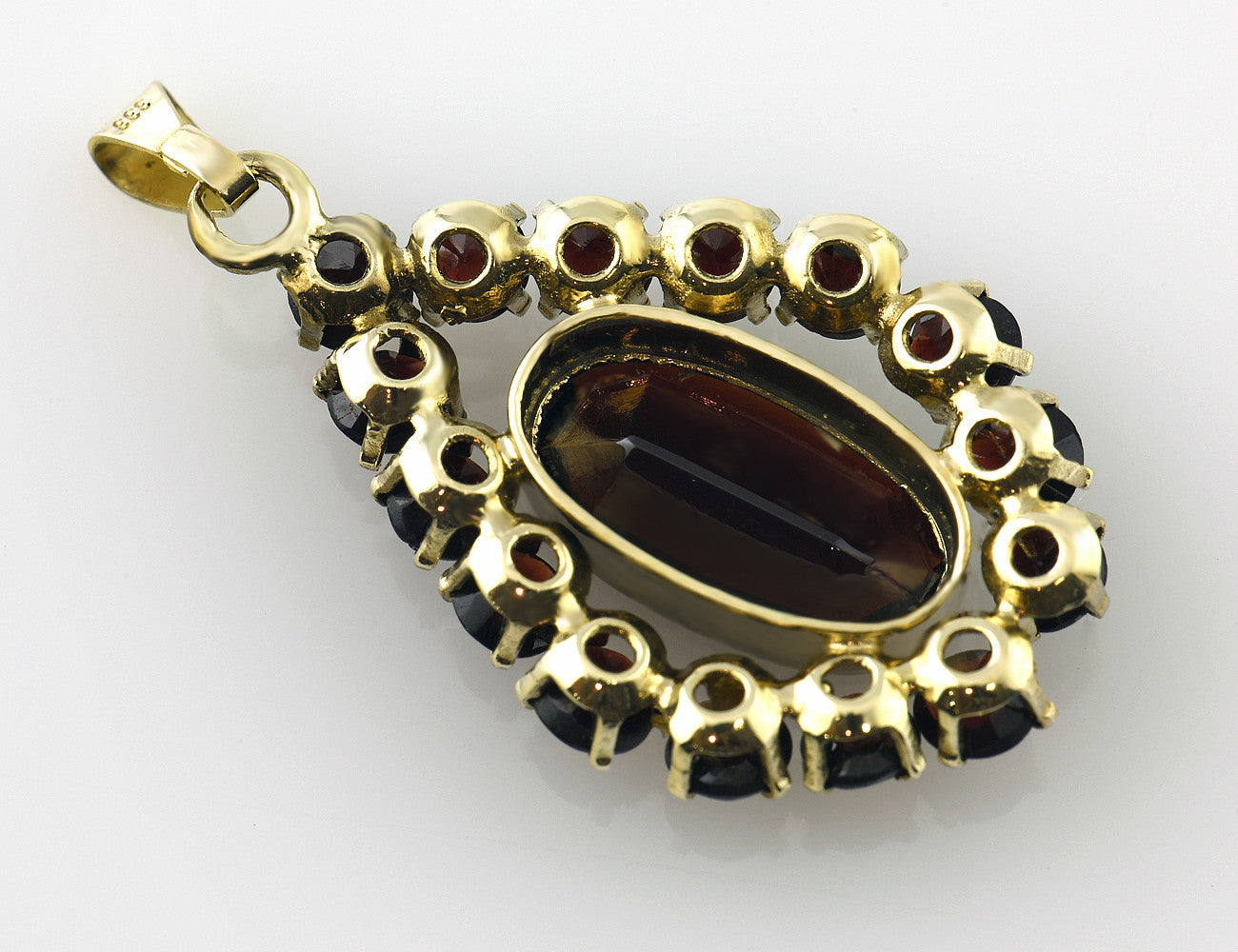 Anhänger Granat 333 8 K Gelbgold