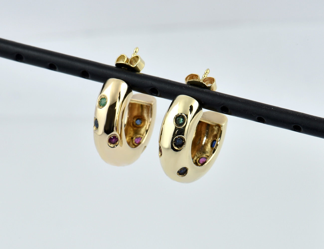 Creolen Saphir Rubin Smaragd 333/000 8 K Gelbgold Ohrring