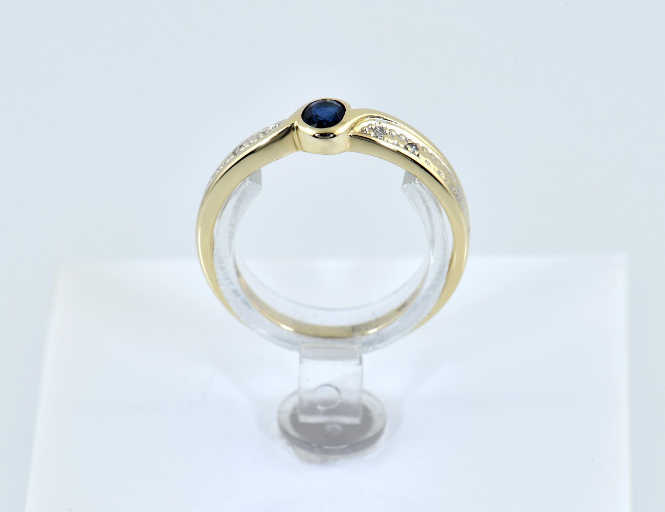 Saphir Diamant Ring 585/000 14 K Gelbgold 4 Diamanten zus. 0,03 ct