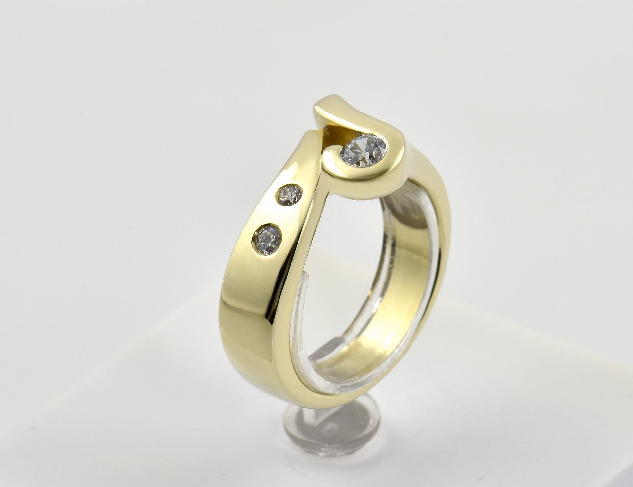 Ring 333/000 8 K Gelbgold Zirkonia