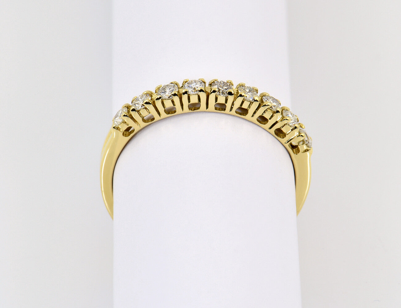 Diamond ring 750/000 18 K yellow gold 9 diamonds total 0.34 ct