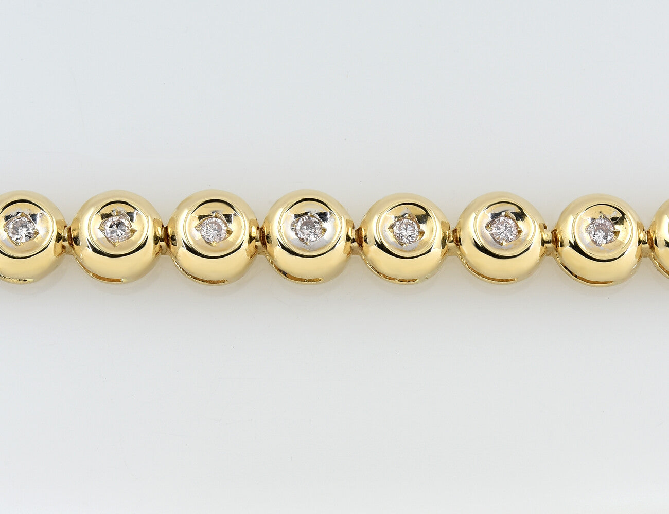 Tennis Armband 585/000 14 K Gelbgold 32 Brillanten zus. 0,32 ct, 17 cm
