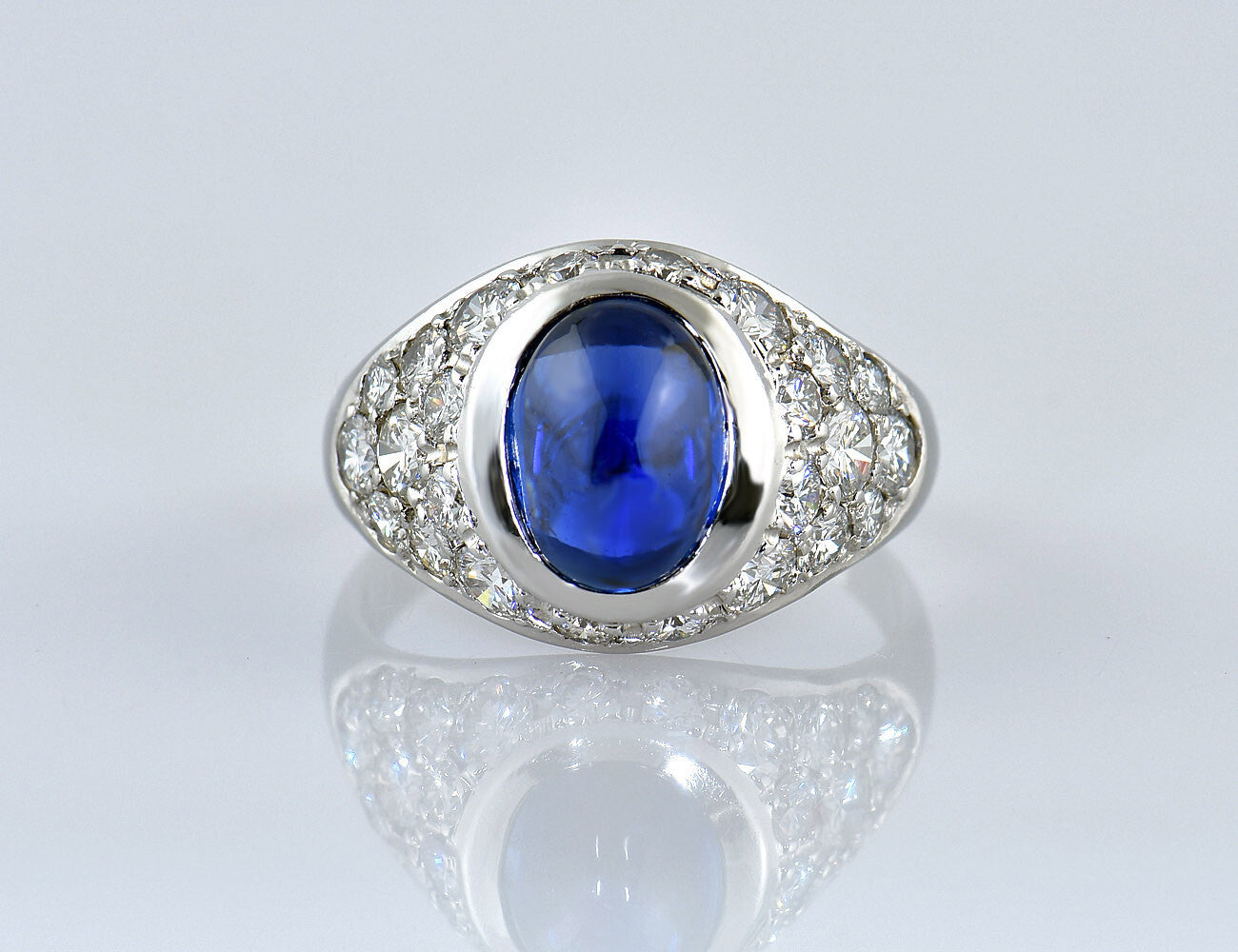 Rene Kern Saphir Diamant Ring 750/000 18 K Weißgold 24 Brillanten zus. 1,70 ct