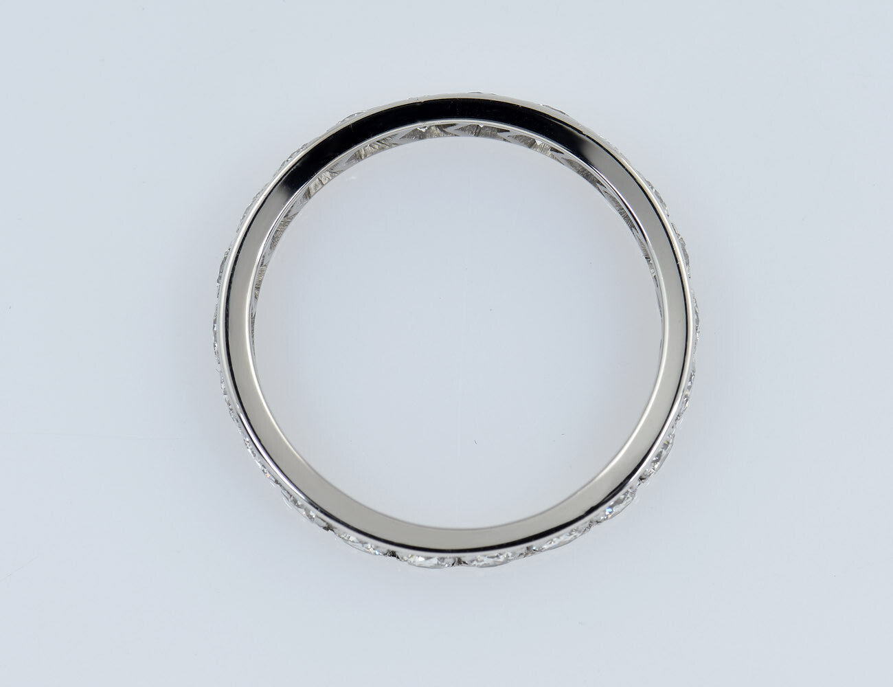 Memoire Diamant Ring 750/000 18 K Weißgold 21 Brillanten zus. 1,32 ct