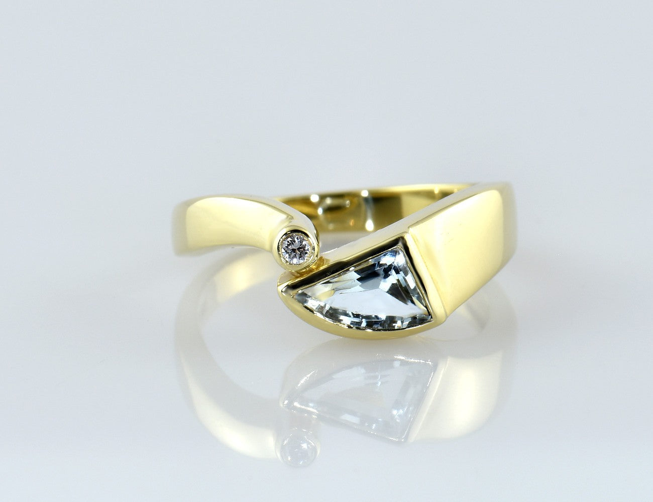 Ring Topas Diamant 585/000 14 K Gelbgold, 1 Brillant 0,03 ct