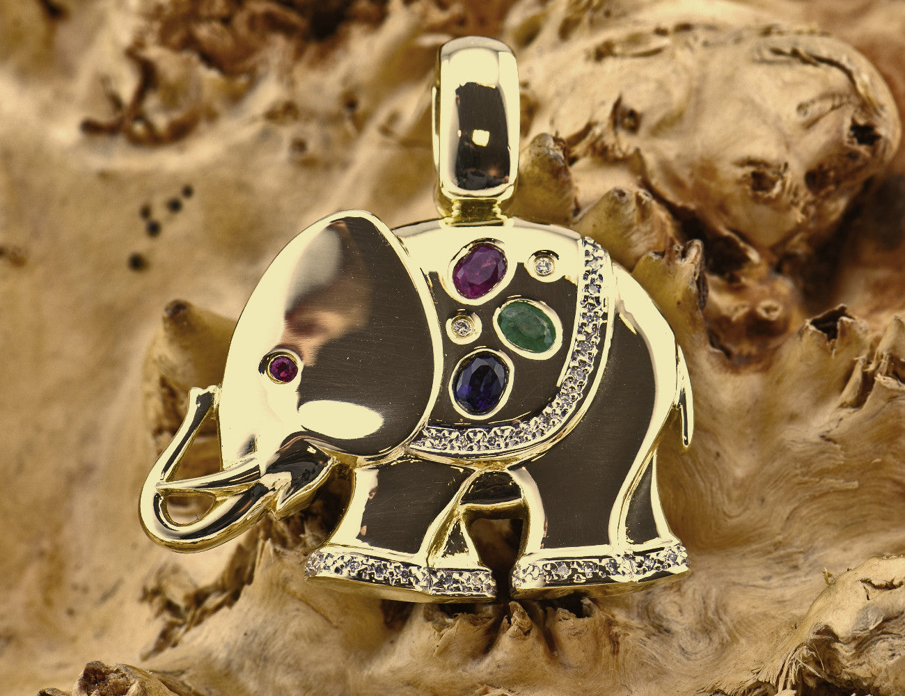 Anhänger Elephant Saphir, Rubin, Smaragd 14 K Gelbgold 27 Diamanten zus. 0,25 ct