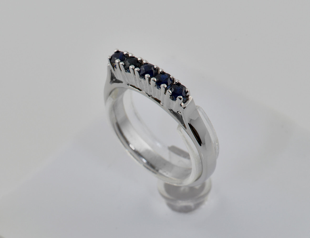 Saphir Ring 590/000 14 K Weißgold