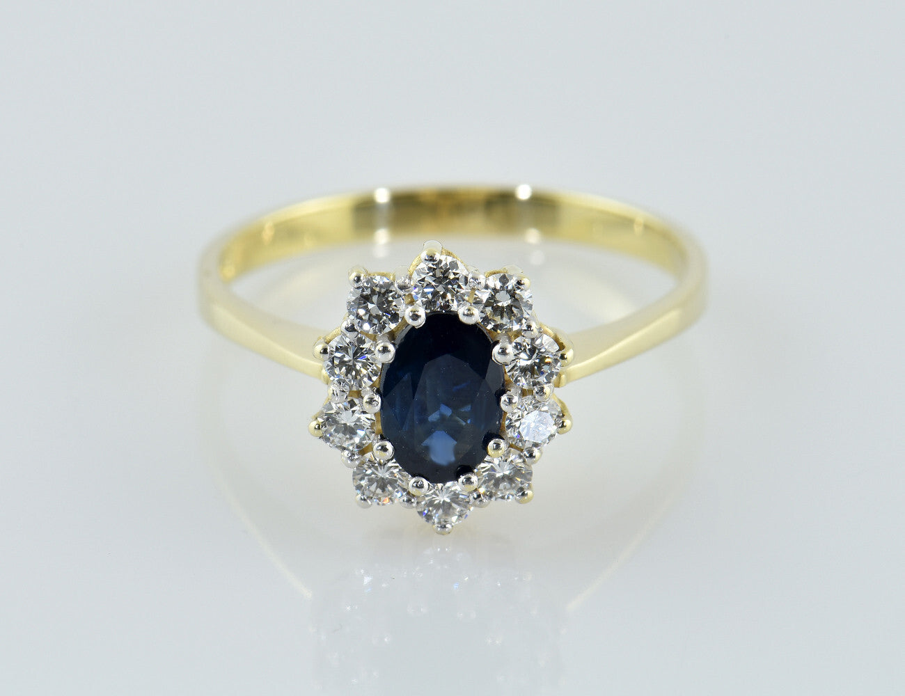 Saphir Diamant Ring 585/000 14 K Gelbgold 10 Brillanten zus. 0,45 ct