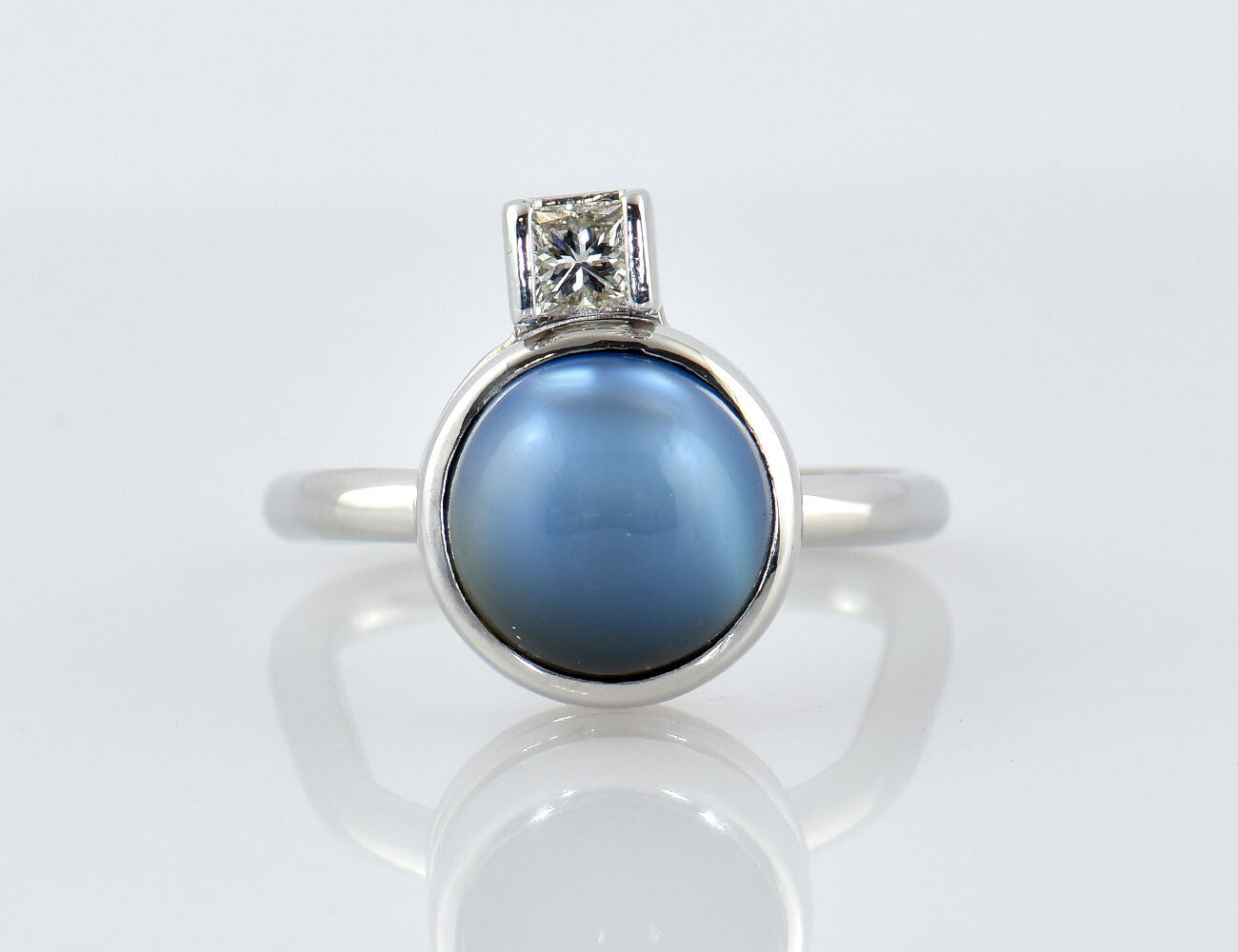 Ring Mondstein 750/000 18 K Weißgold Brillant 0,25 ct