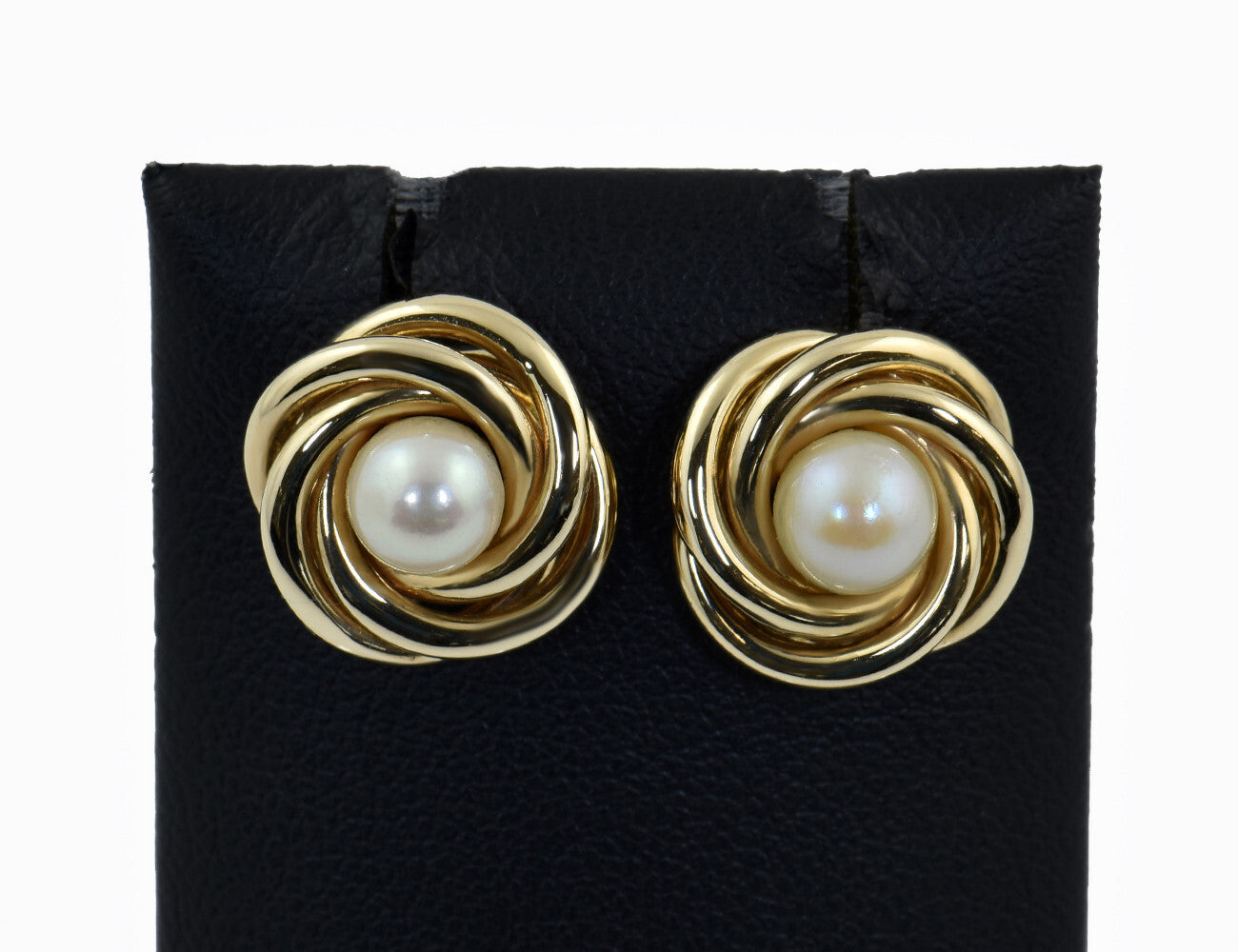 Akoya pearl earrings 585/000 14 K yellow gold pearl stud earrings