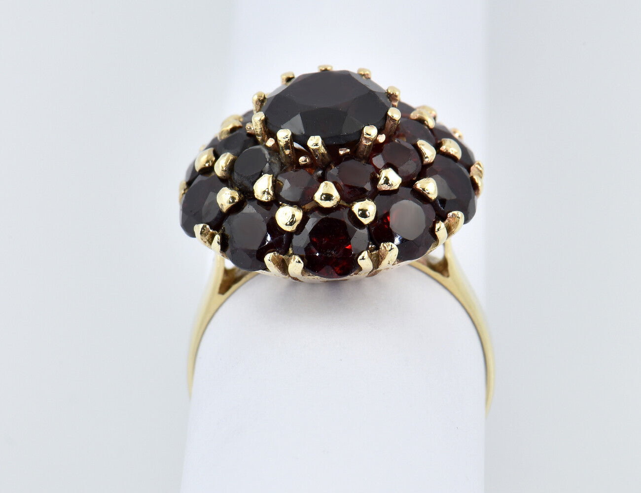 Ring Granat 333/000 8 K Gelbgold