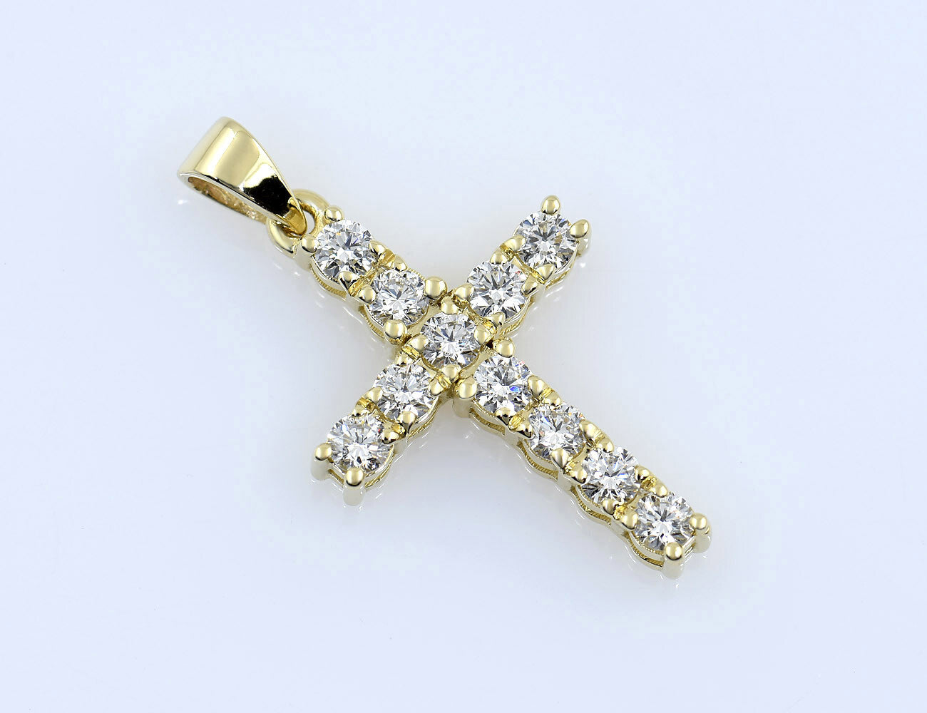 Anhänger Kreuz 585/000 14 K Gelbgold 11 Brillanten Lab Crown CVD zus. 0,68 ct