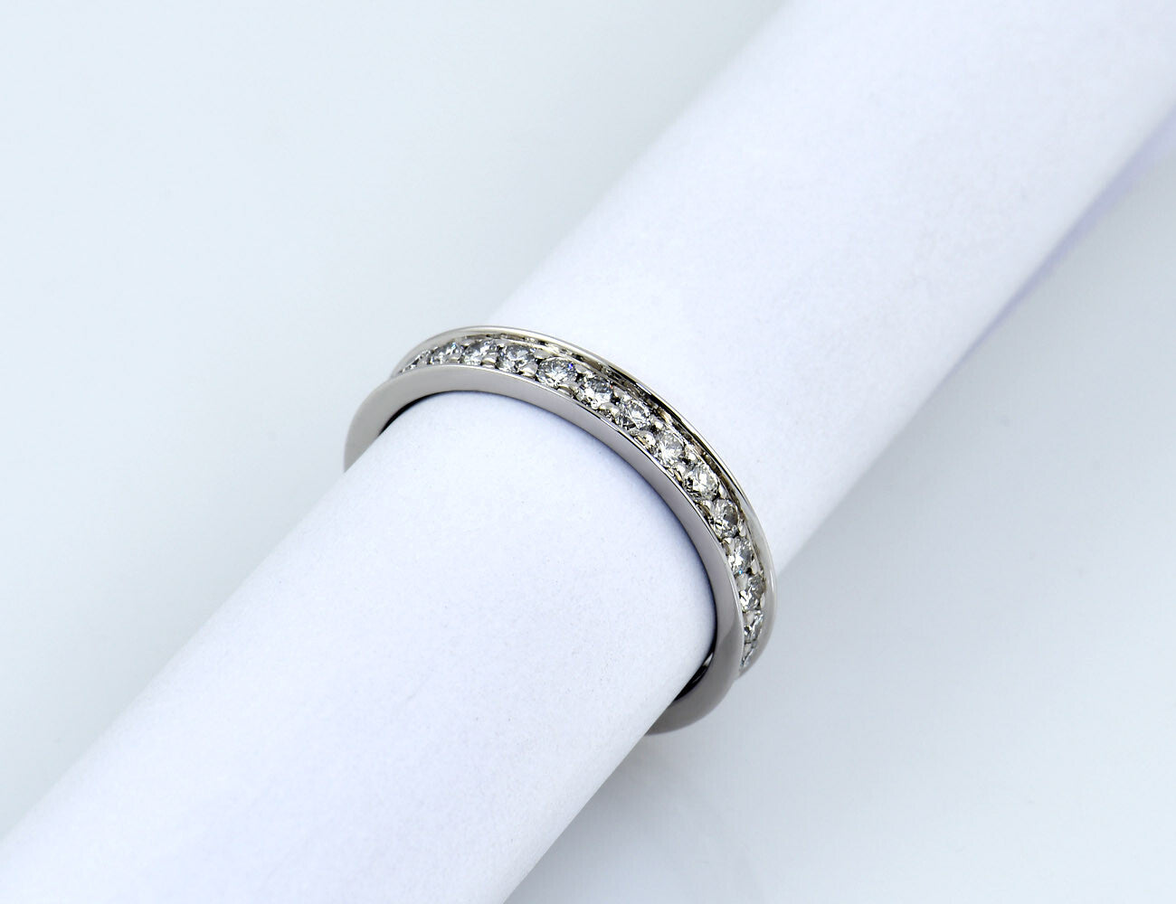 Memoire Diamant Ring 585/000 14 K Weißgold 31 Brillanten zus. 1,00 ct
