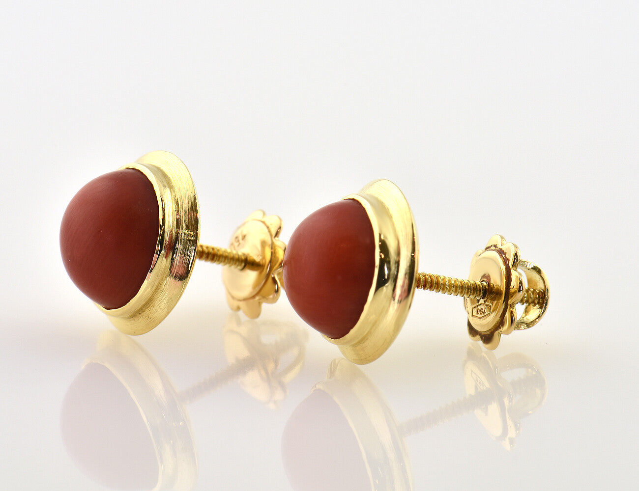 Ohrstecker Koralle 750/000 18 K Gelbgold Schraubverschluss