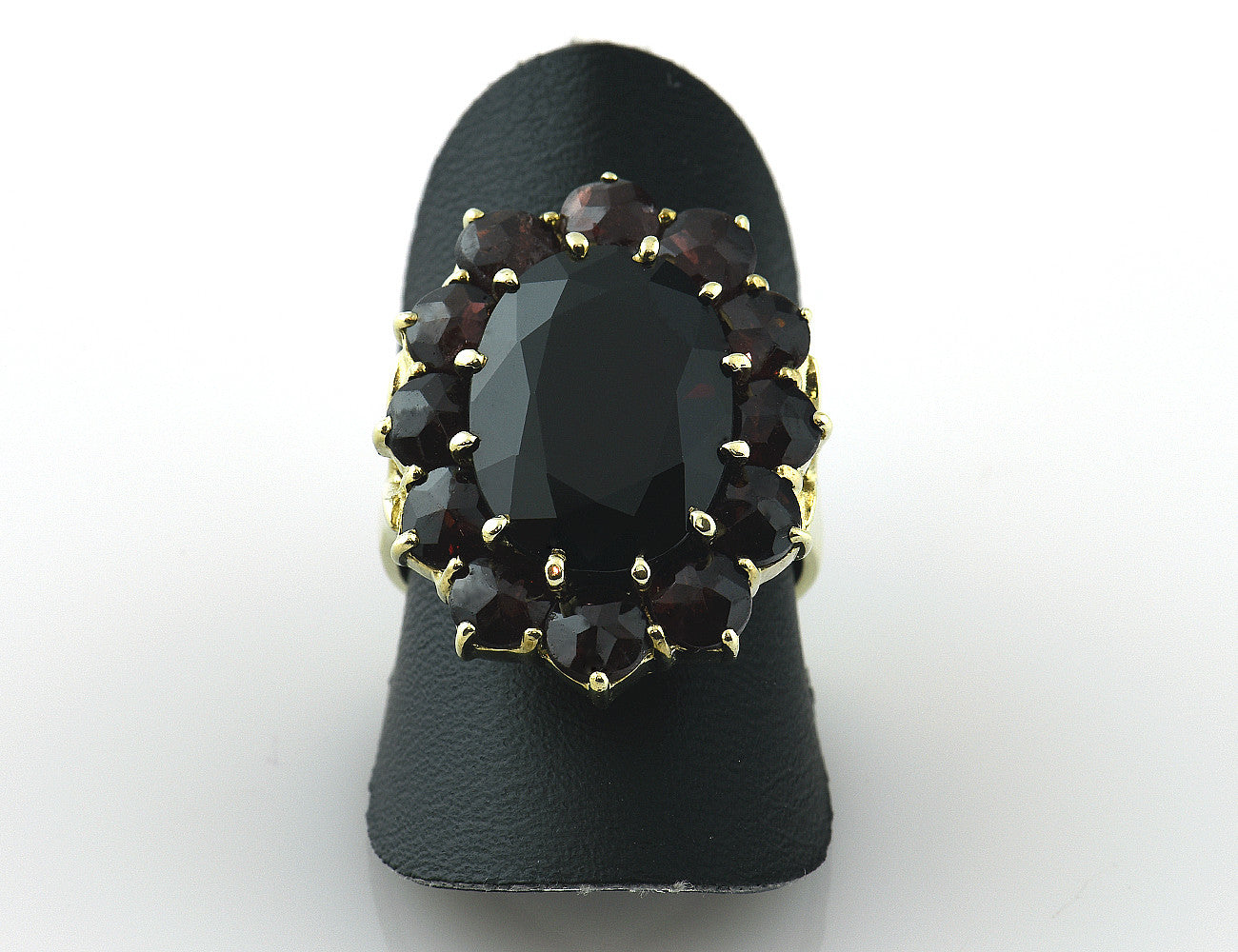 Granat Ring 333/000 8 K Gelbgold