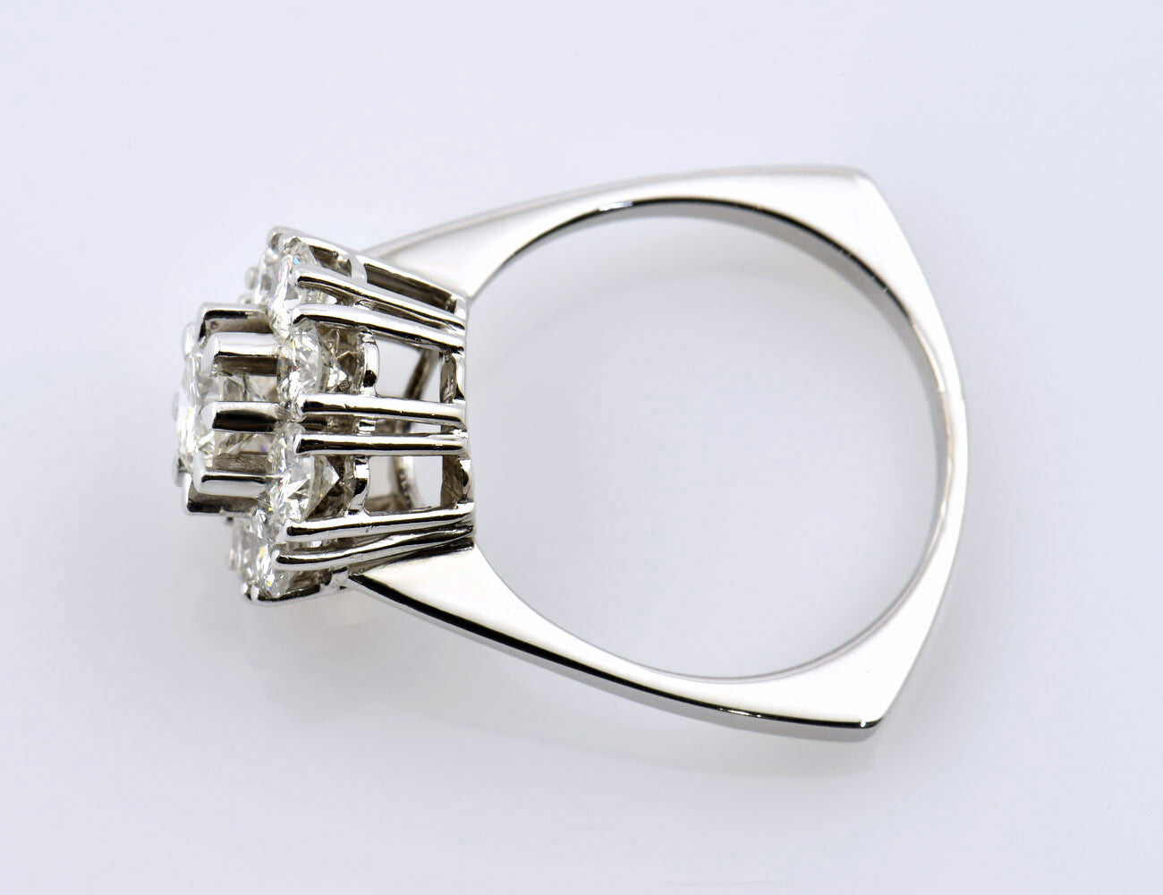 Diamant Ring 750/000 18 K Weißgold 9 Brillanten zus. 2,00 ct