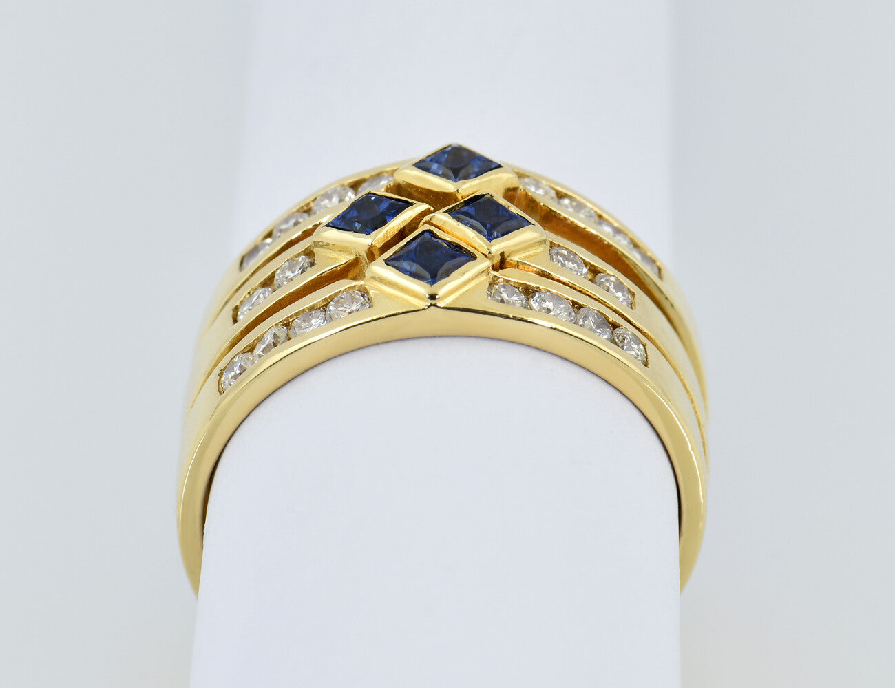 Saphir Diamant Ring 750/000 18 K Gelbgold 20 Brillanten zus. 0,40 ct