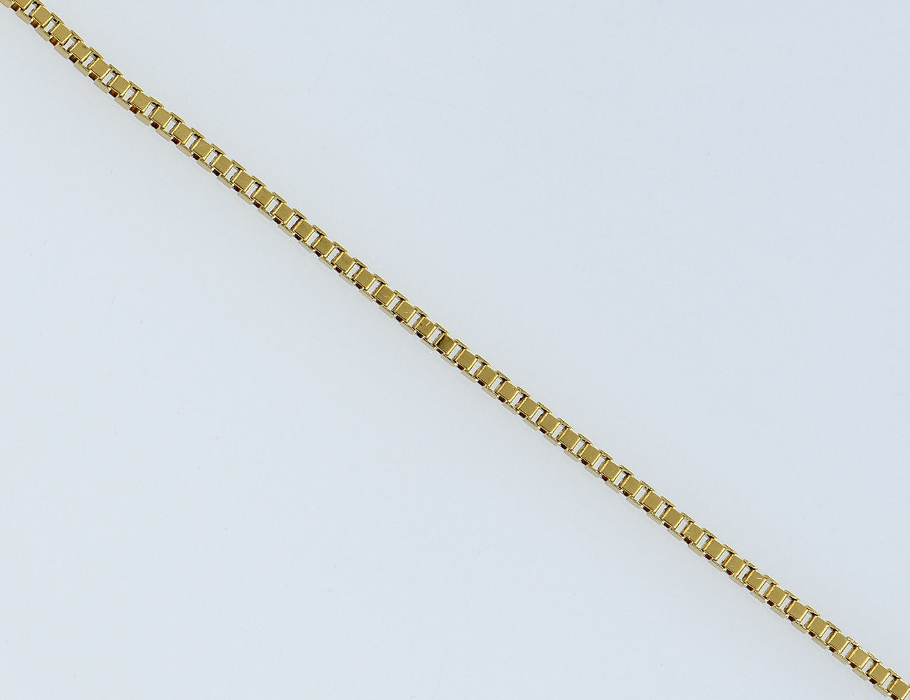 Diamond pendant with chain 585/000 14 K yellow gold, 5 diamonds total 0.25 ct
