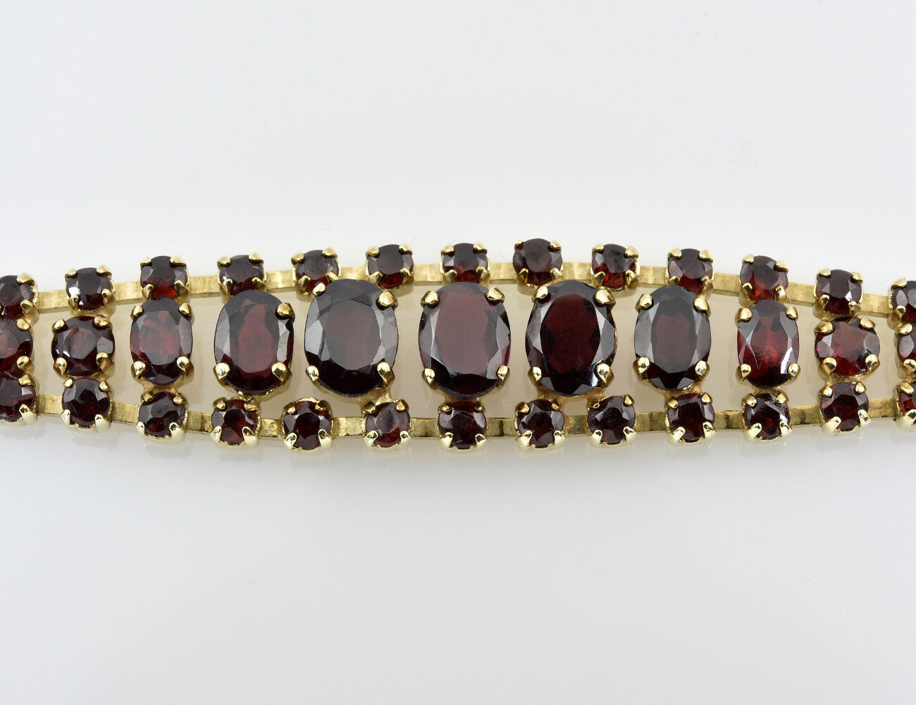 Granat Armband 333/000 8 K Gelbgold 19 cm