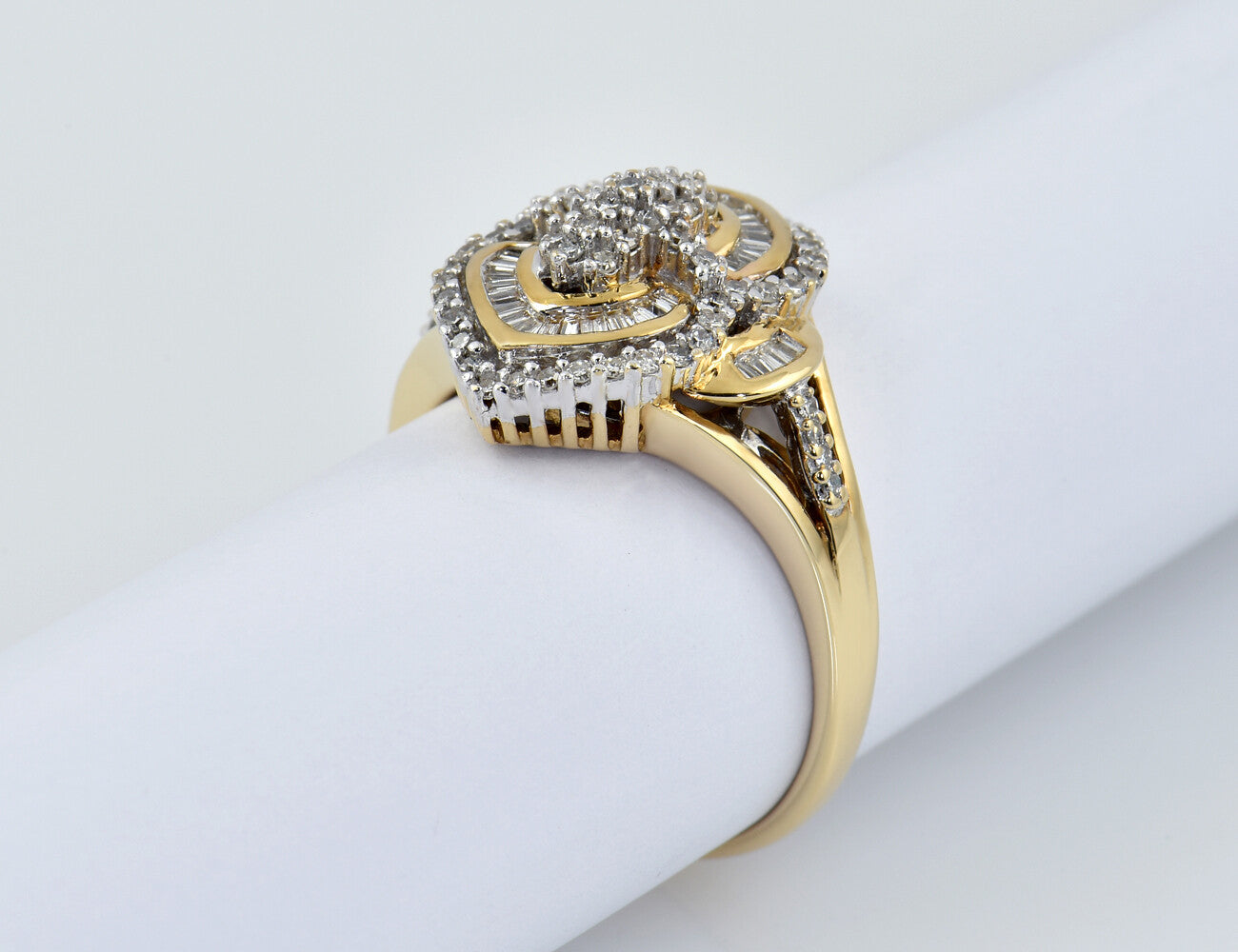 Diamant Ring 585/000 14 K Gelbgold 99 Diamanten zus. 1,00 ct