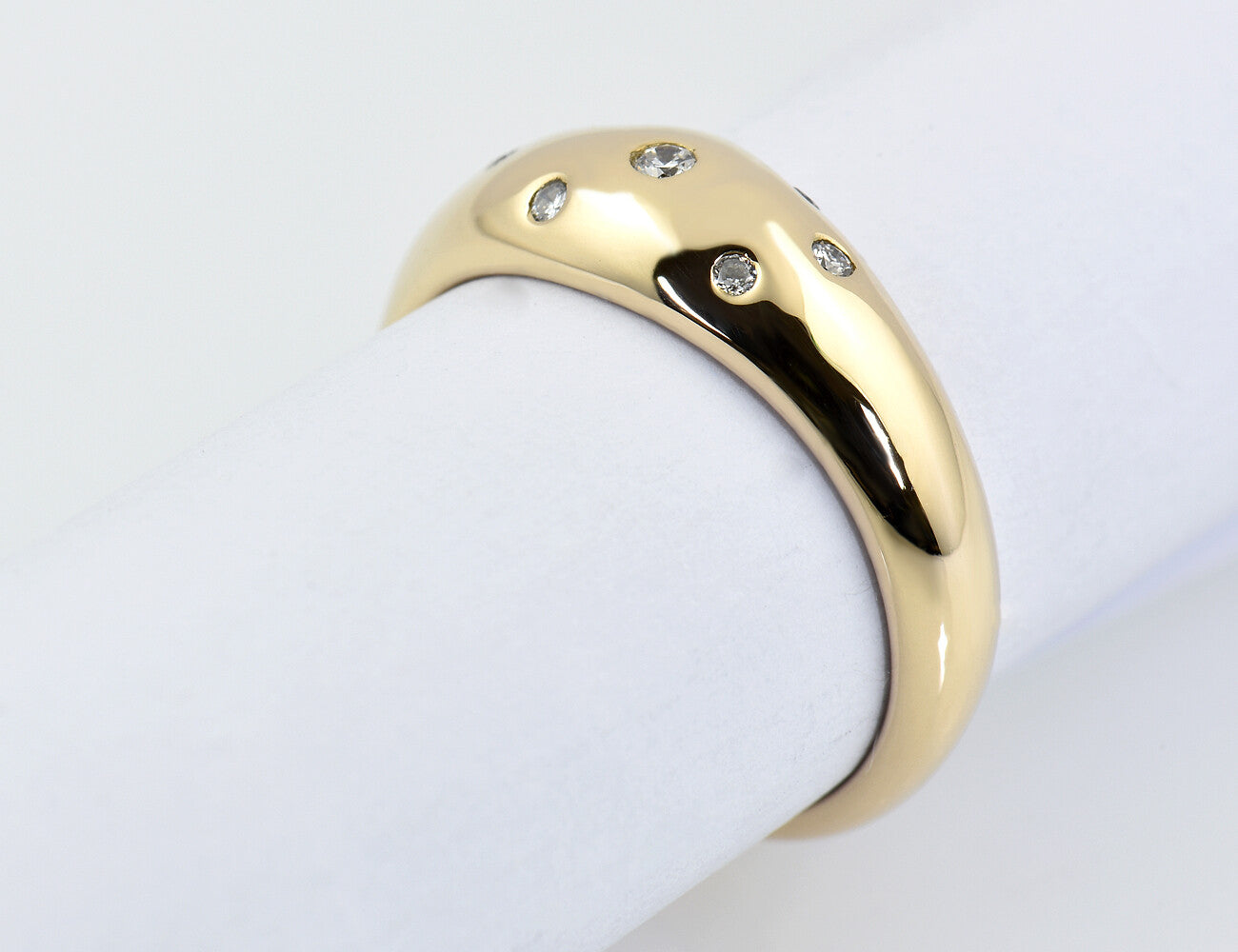 Diamant Ring 750/000 18 K Gelbgold 7 Brillanten zus. 0,08 ct