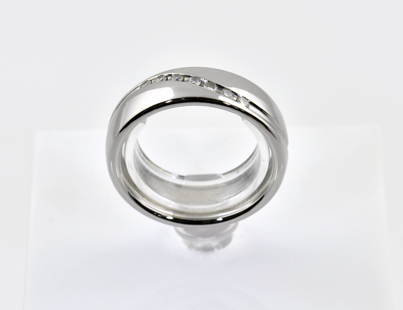 Diamant Ring 650/000 Palladium 7 Brillanten zus. 0,10 ct