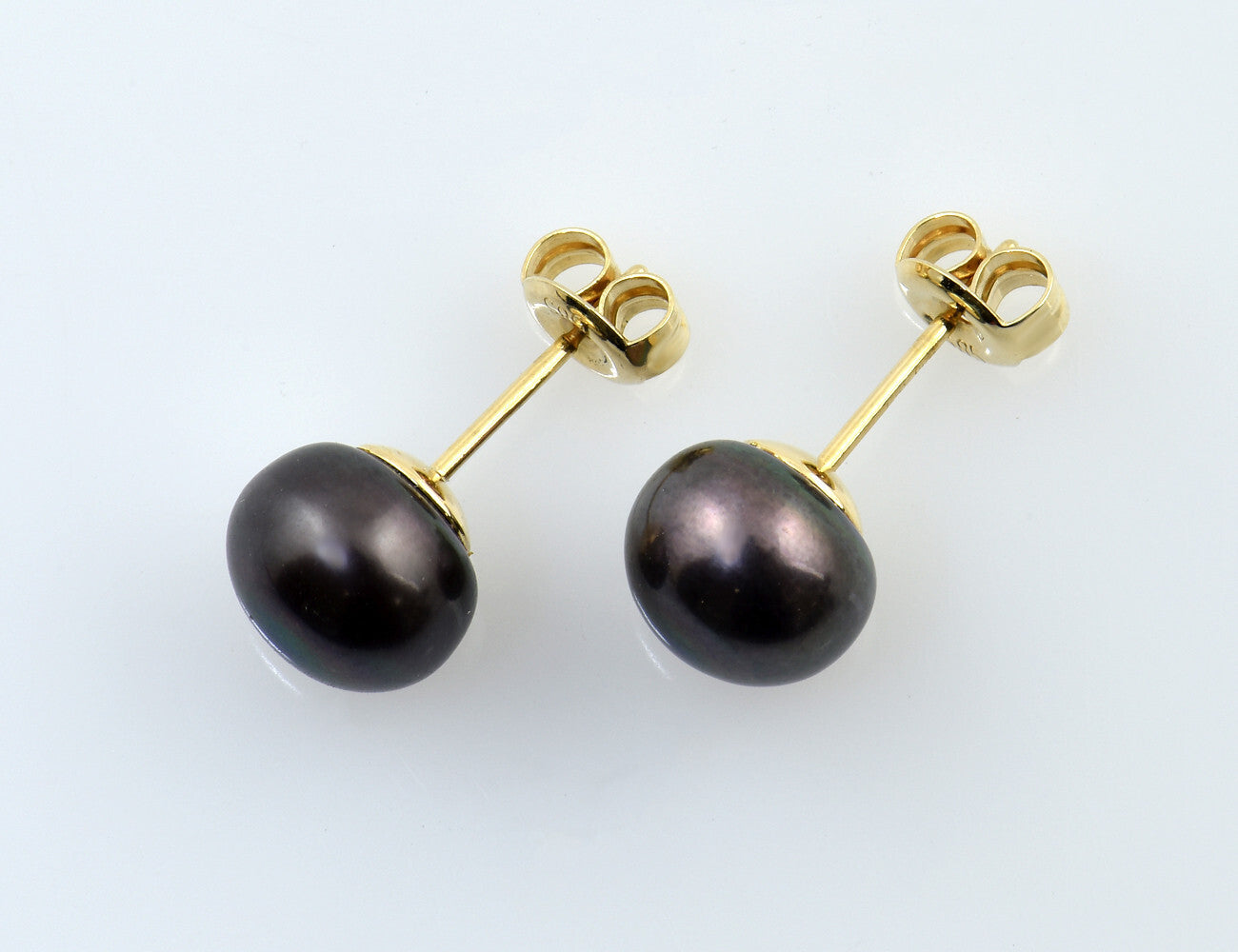Cultured pearl earrings 585/000 14 K yellow gold pearl stud earrings