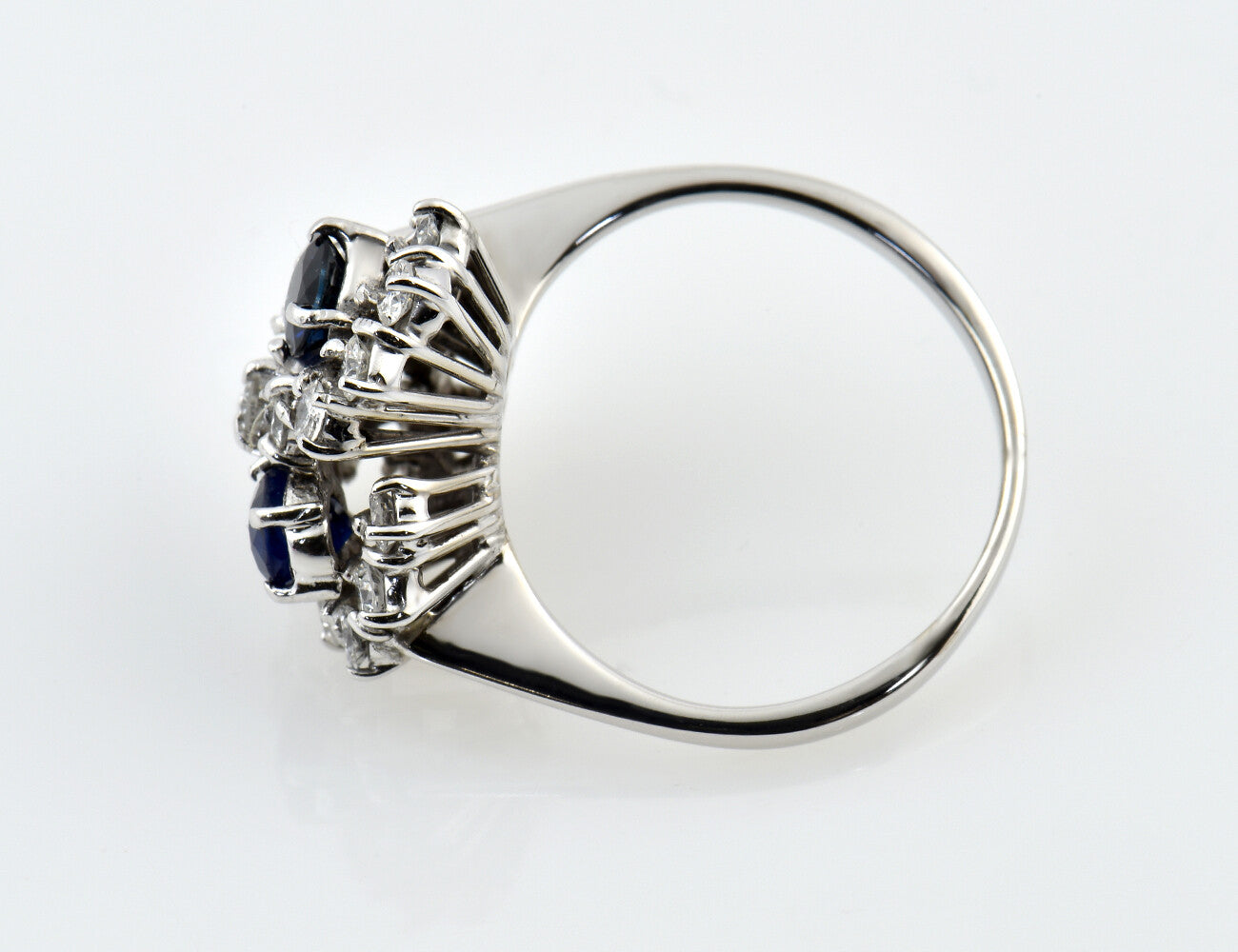 Saphir Diamant Ring 585/000 14 K Weißgold 19 Brillanten zus. 0,75 ct