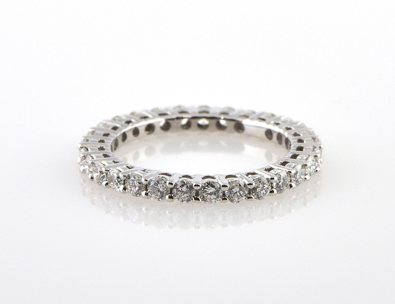 Diamant Ring Memory 375/000 9 K Weißgold 29 Brillanten zus. 0,87 ct