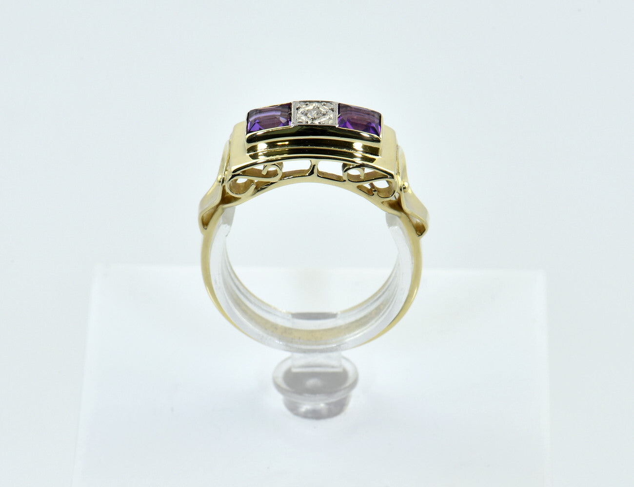 Ring Amethyst 585/000 14 K Gelbgold 1 Diamant 0,02 ct