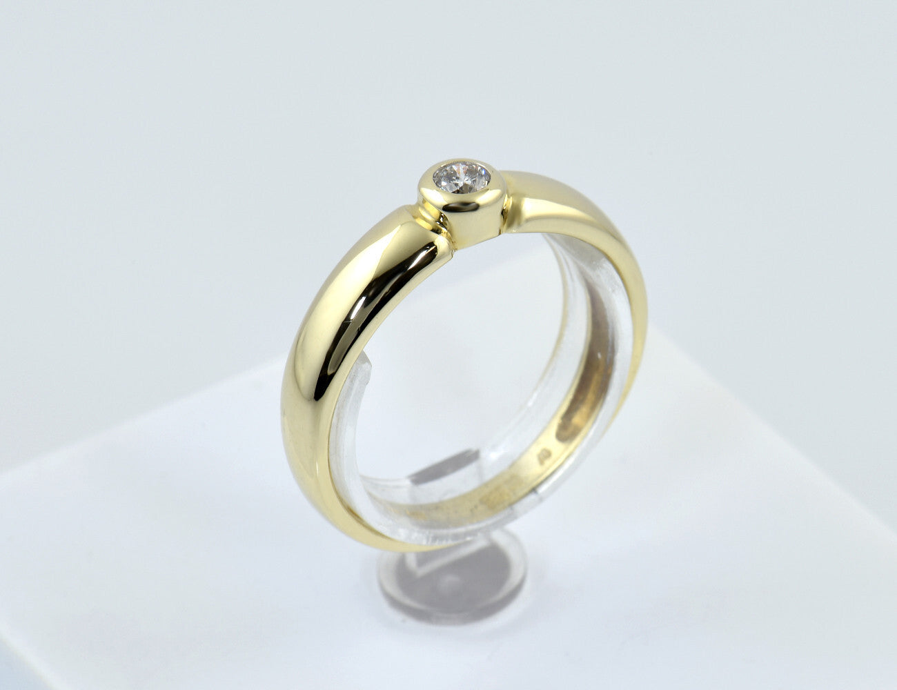Diamant Solitär Ring 585/000 Gelbgold 14 K Brillant 0,10 ct