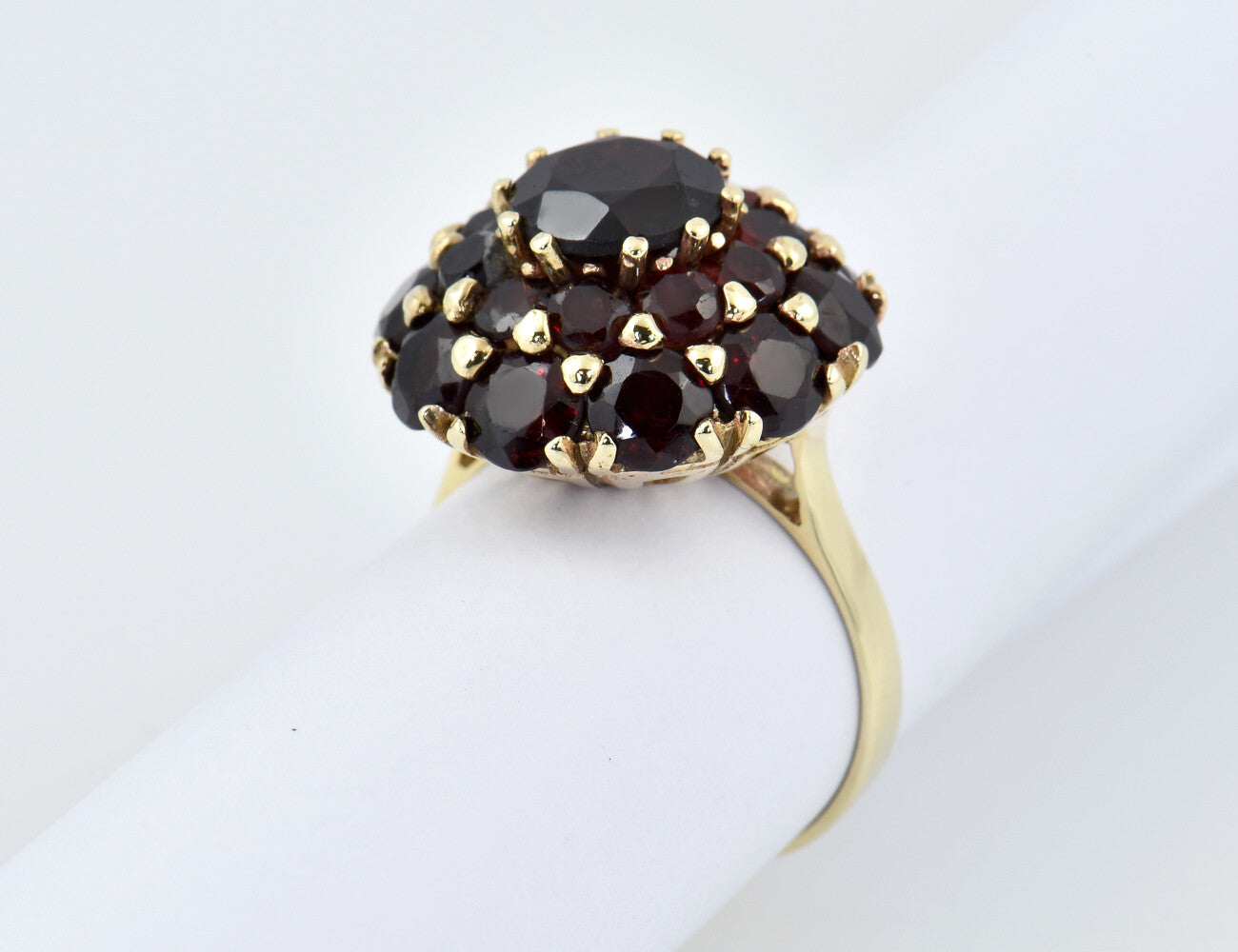 Ring Granat 333/000 8 K Gelbgold