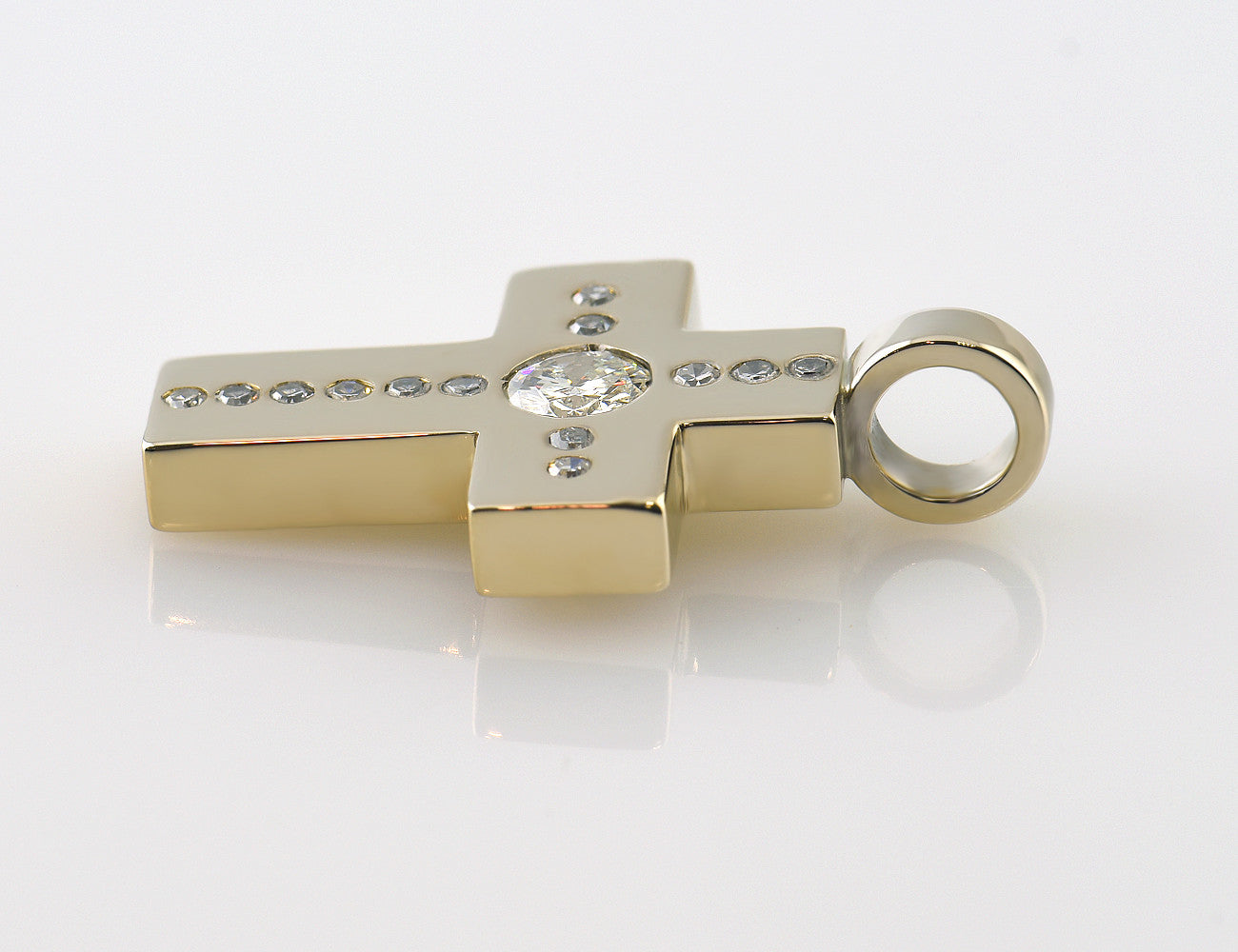 Kreuz Anhänger Diamant 750/000 18 K Gelbgold 14 Brillanten zus. 0,90 ct