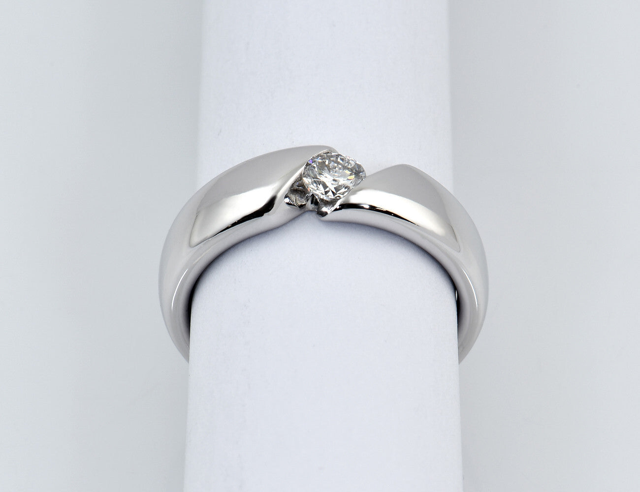 Solitär Ring 585/000 14 K Weißgold 1 Brillant 0,25 ct